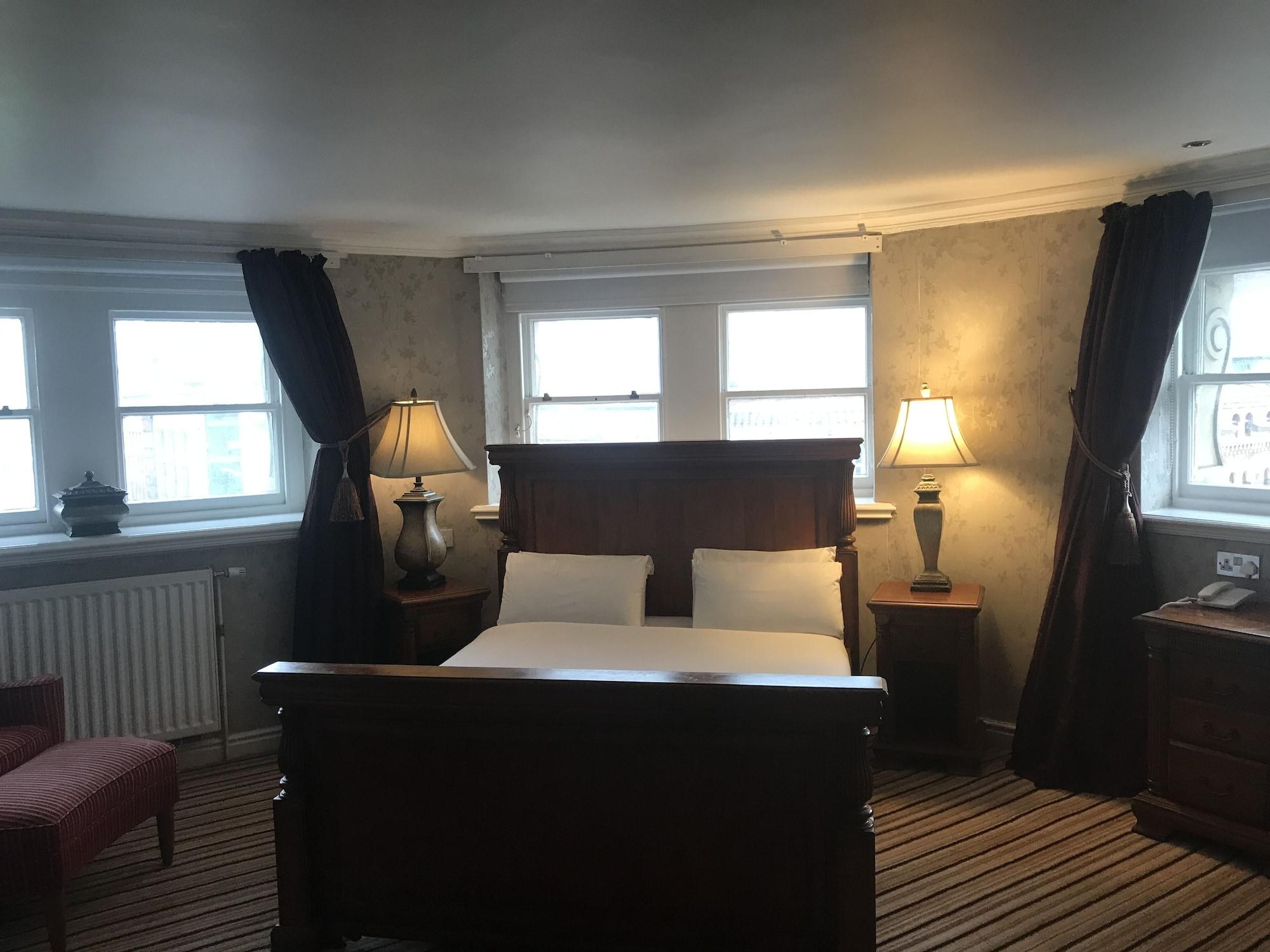 Hotel The Sir Thomas 3*